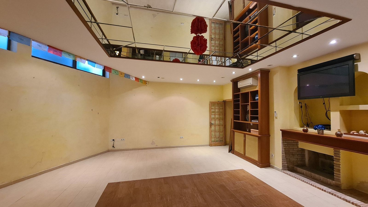 Property main view 32