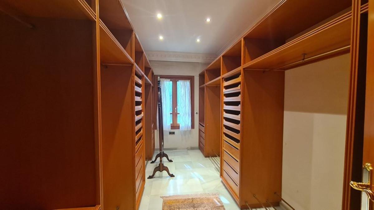 Property main view 44