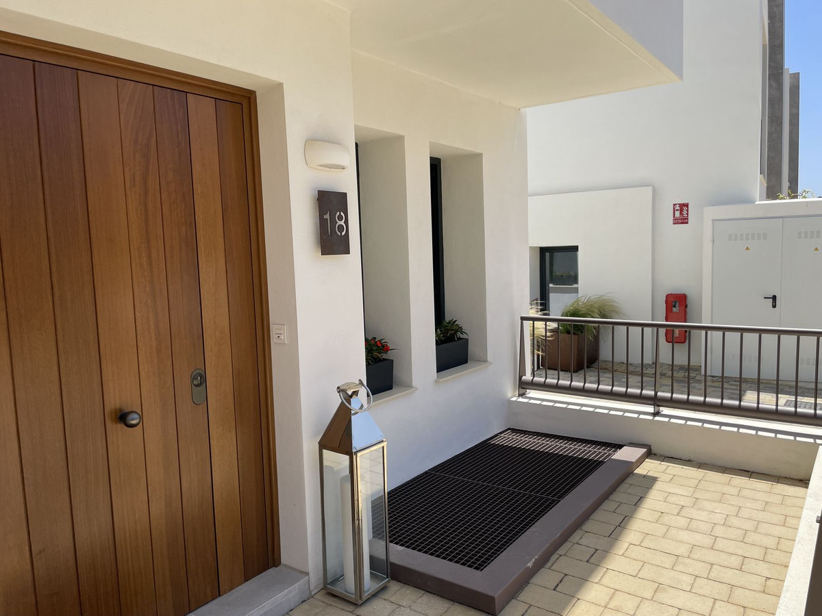 Semi-Vrijstaande Villa in Cabopino-2