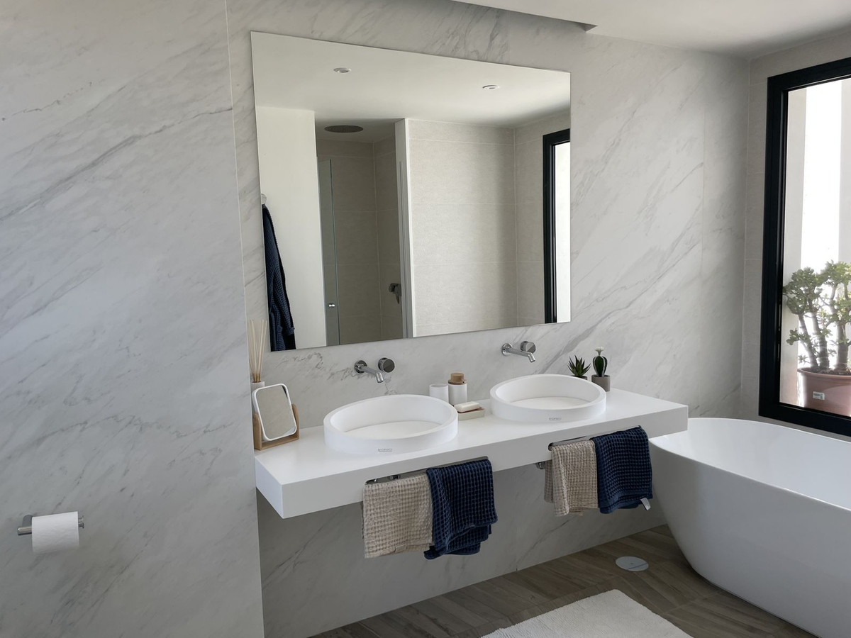 Semi-Vrijstaande Villa in Cabopino-21