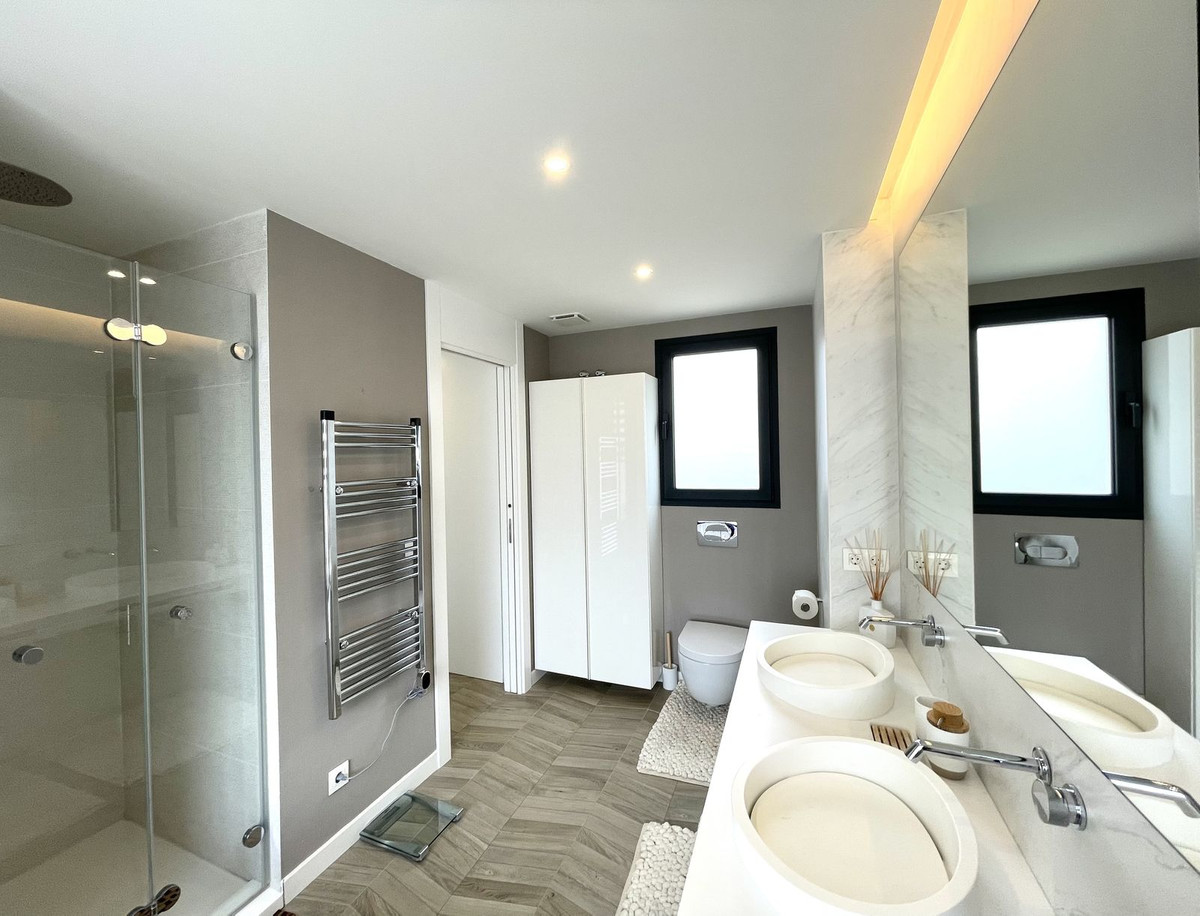 Semi-Vrijstaande Villa in Cabopino-22