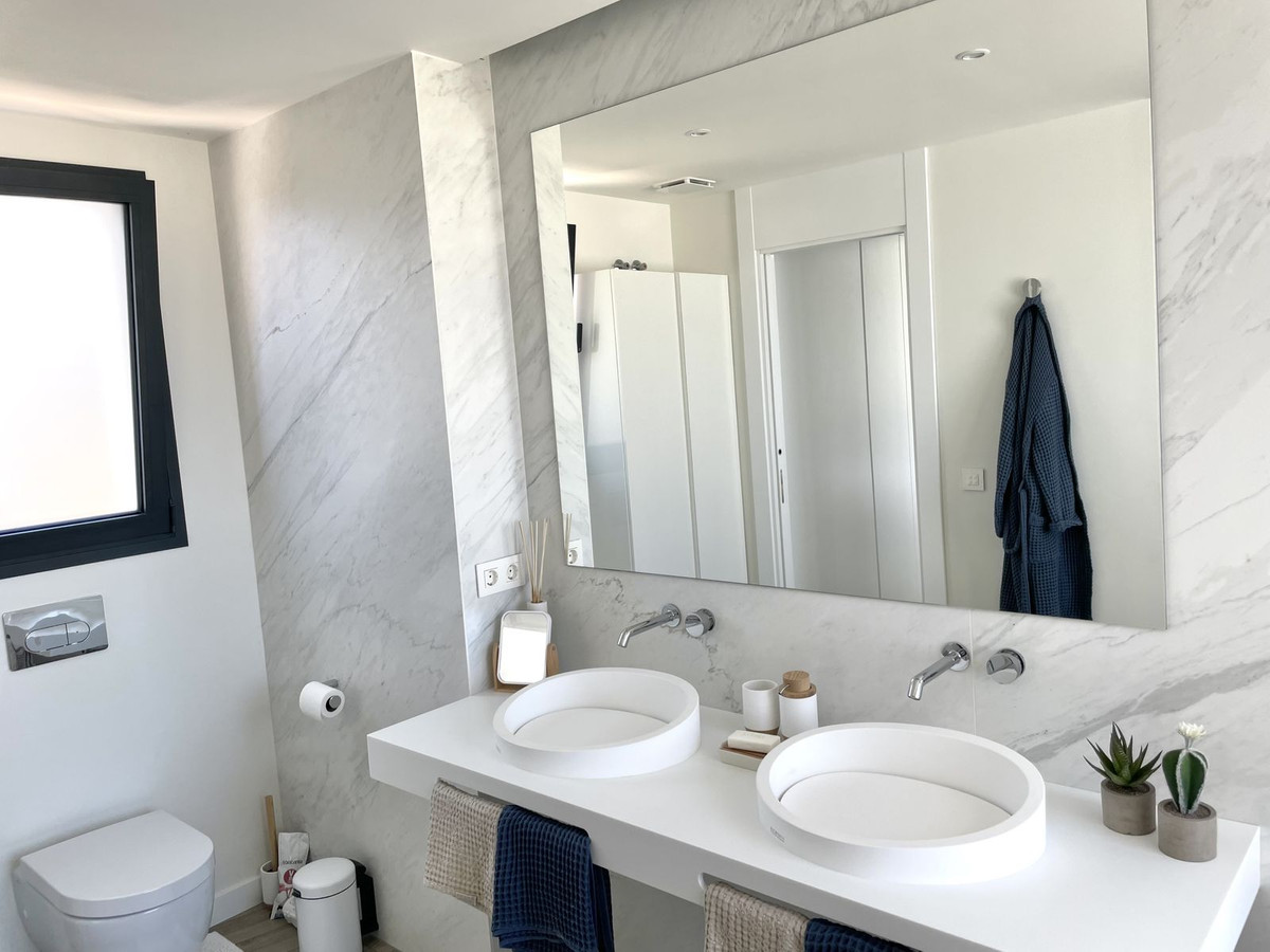 Semi-Vrijstaande Villa in Cabopino-24