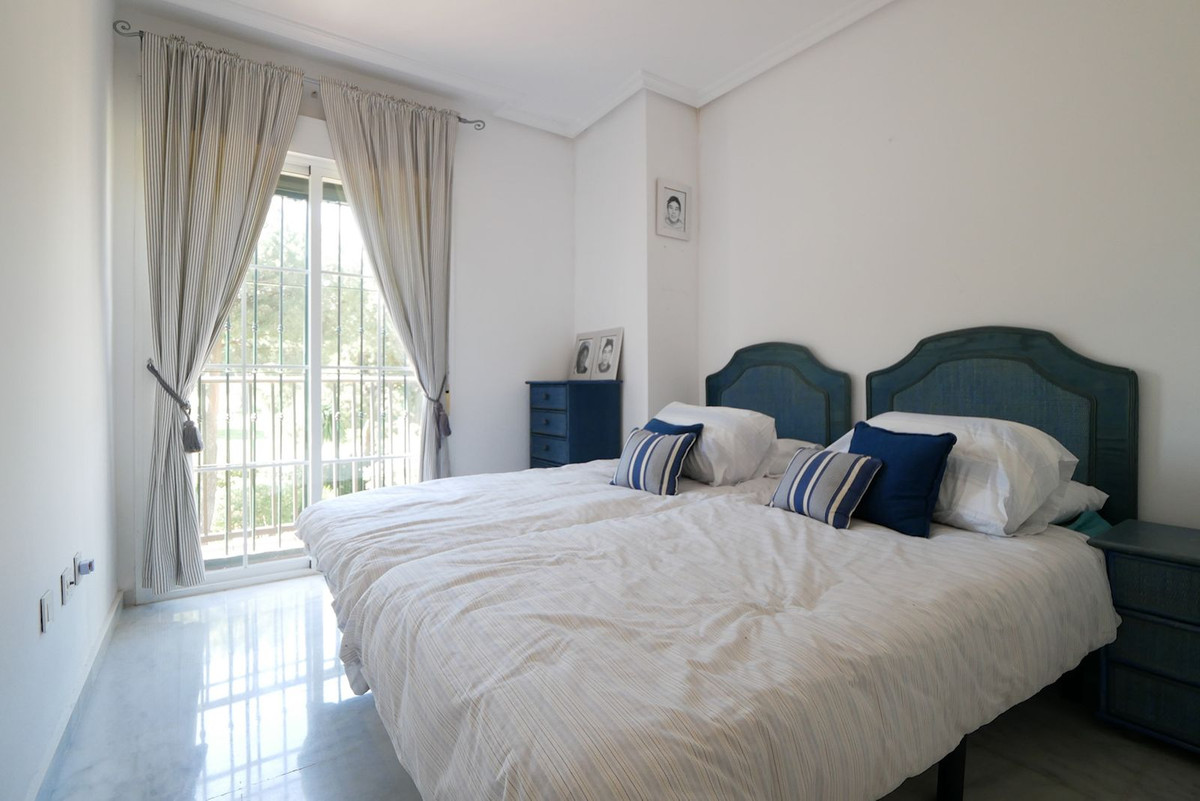 Geschakelde Woning in Cabopino-16