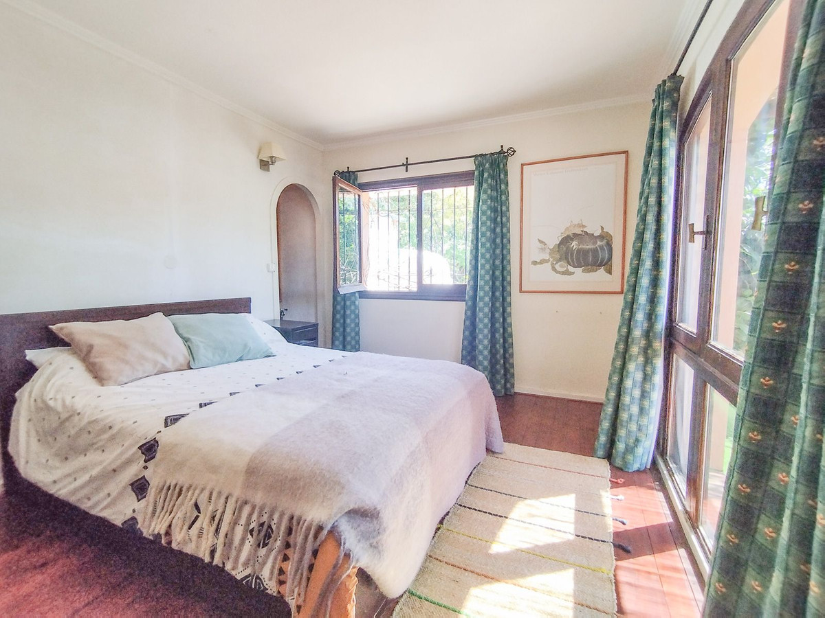 Vrijstaande Villa in Cabopino-20