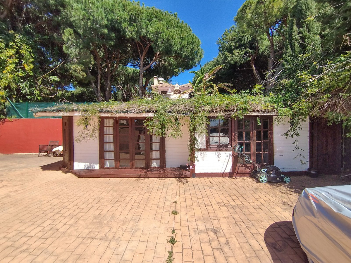 Vrijstaande Villa in Cabopino-32