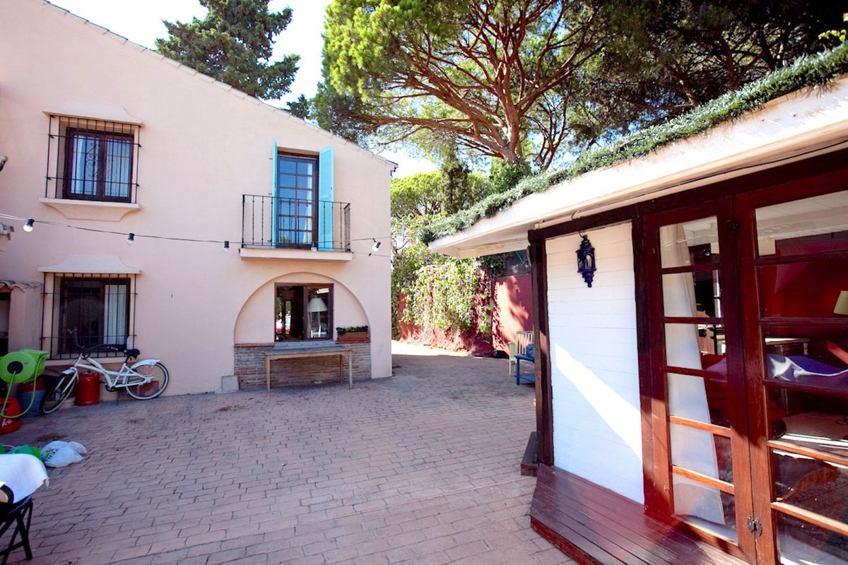 Vrijstaande Villa in Cabopino-41