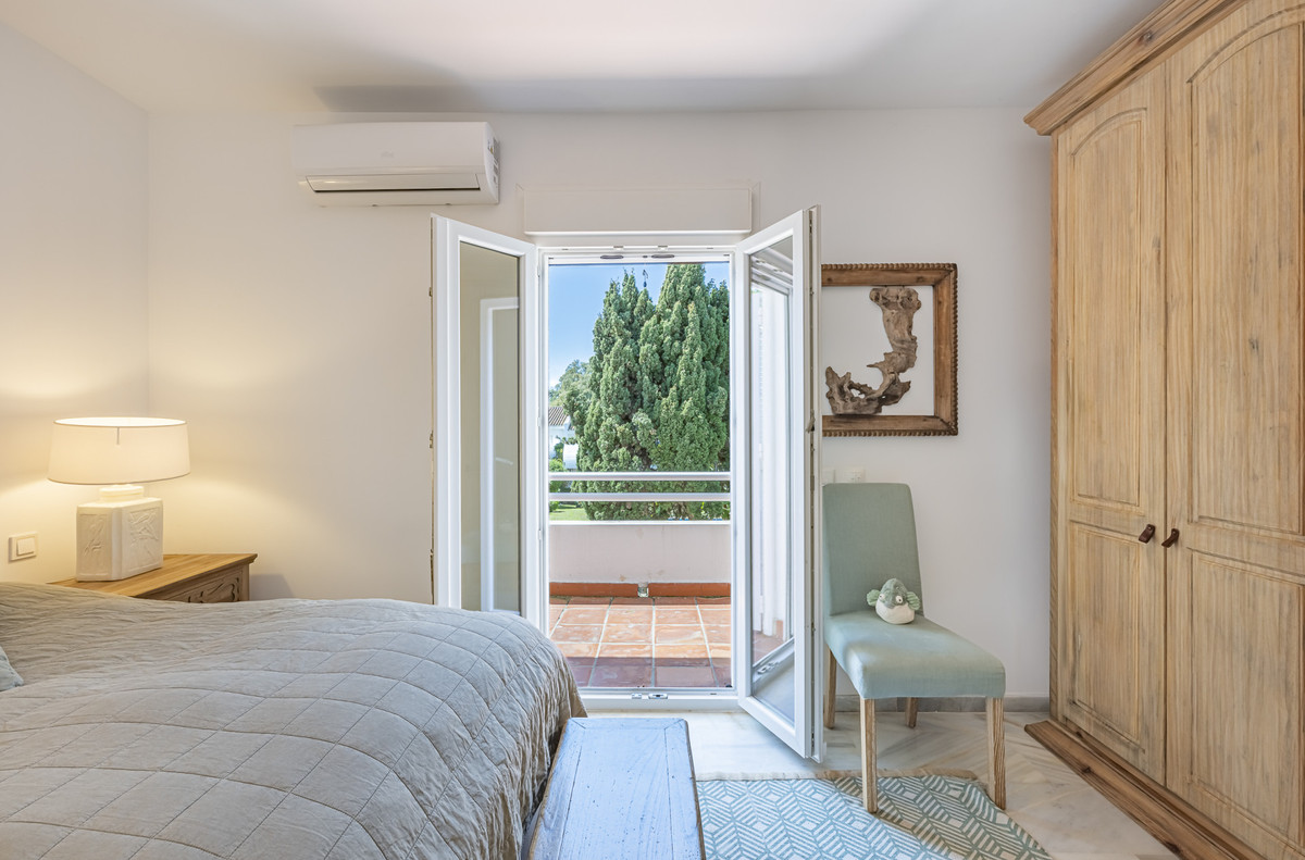 Geschakelde Woning in Cabopino-18