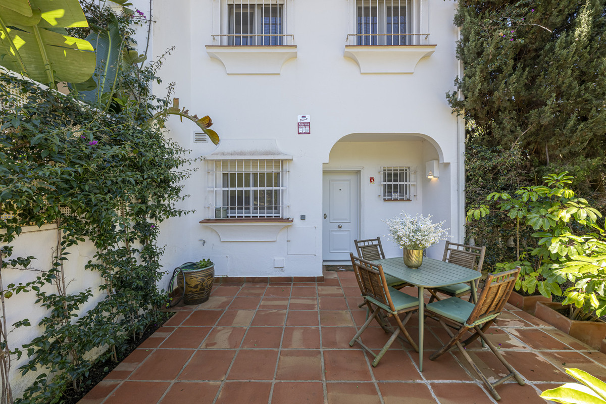Geschakelde Woning in Cabopino-29