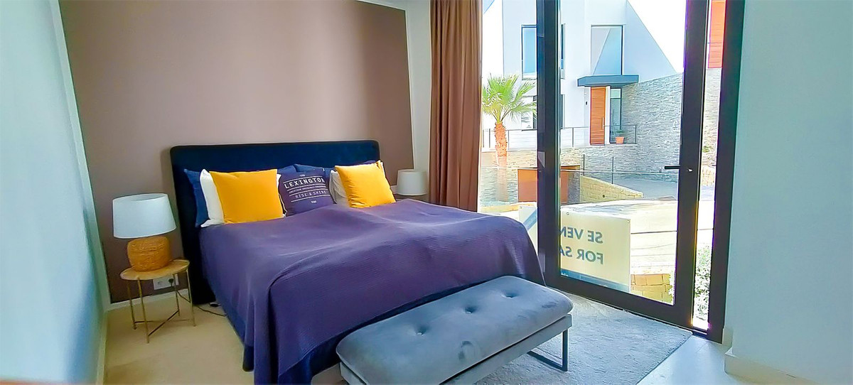 Property main view 44