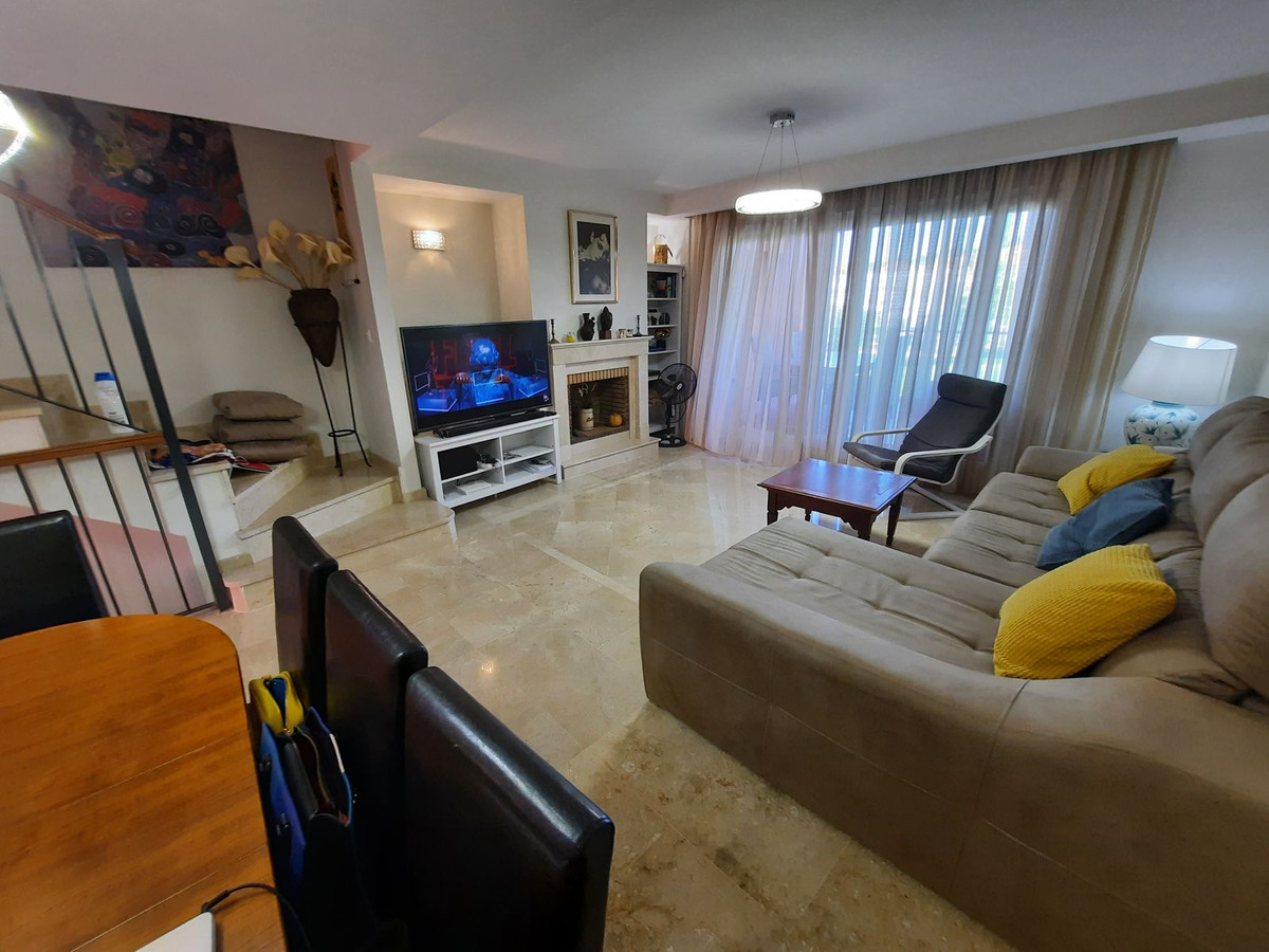 Huis te koop in Cabopino | 5 slaapkamers H5219854