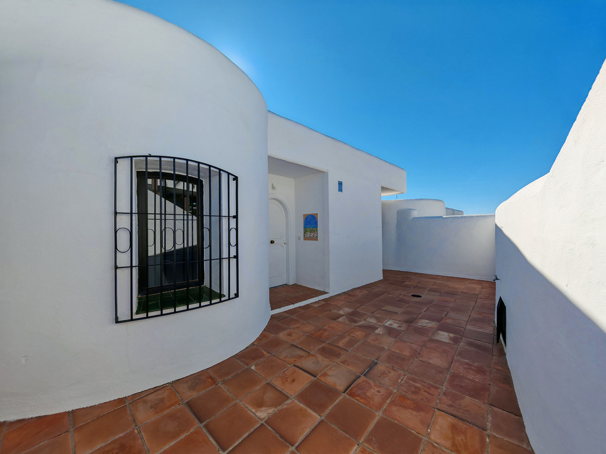 Huis te koop in Cabopino | 2 slaapkamers H5236669