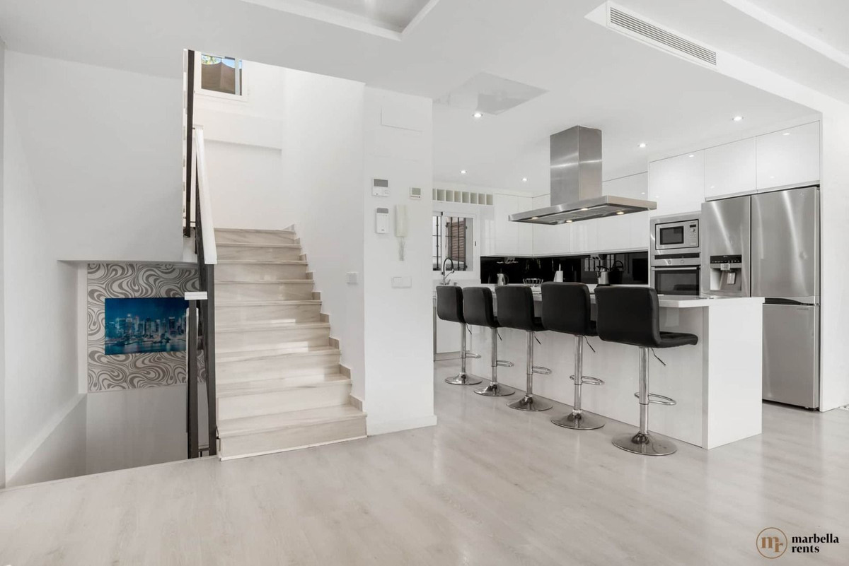 Property main view 63