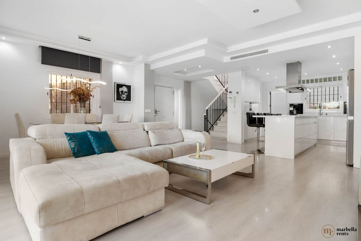 Property main view 64