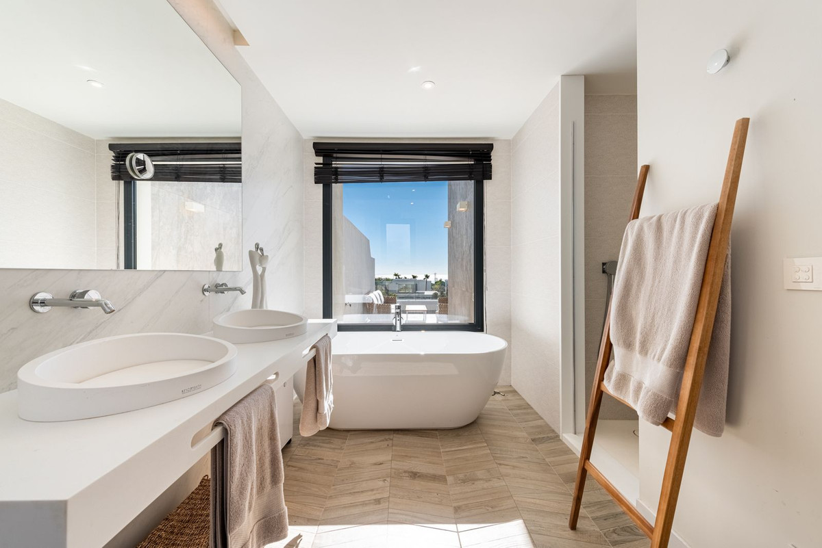 Huis te koop in Cabopino | 3 slaapkamers H5335204