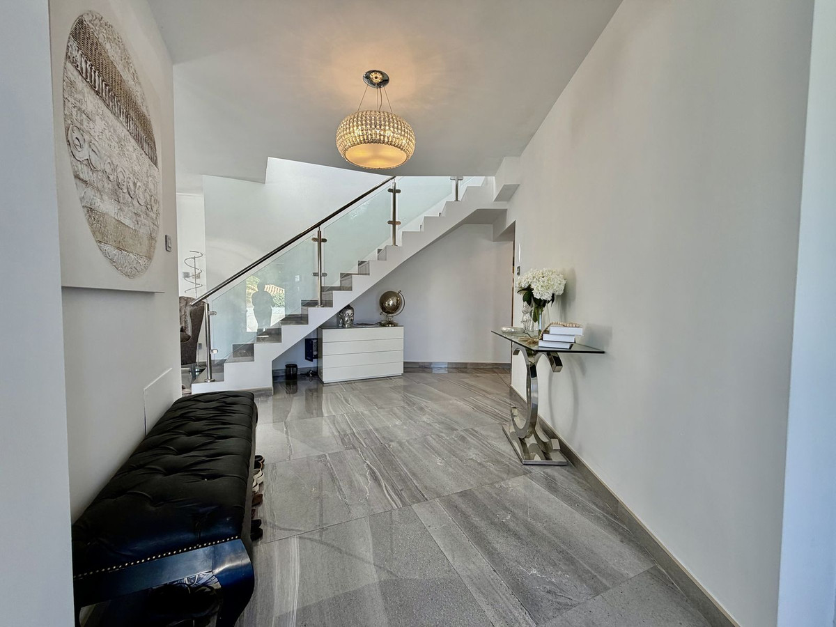 Huis te koop in Cabopino | 4 slaapkamers H5407798