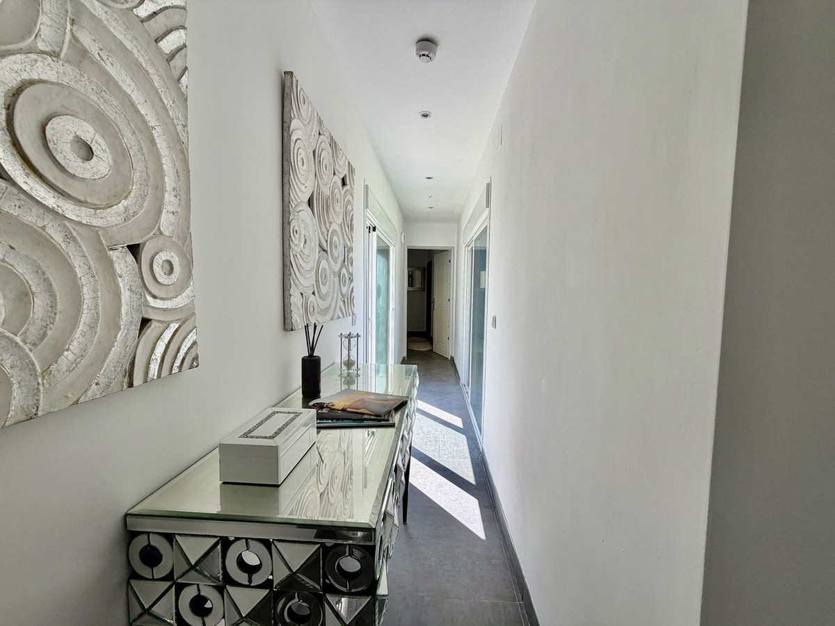 Huis te koop in Cabopino | 4 slaapkamers H5407798