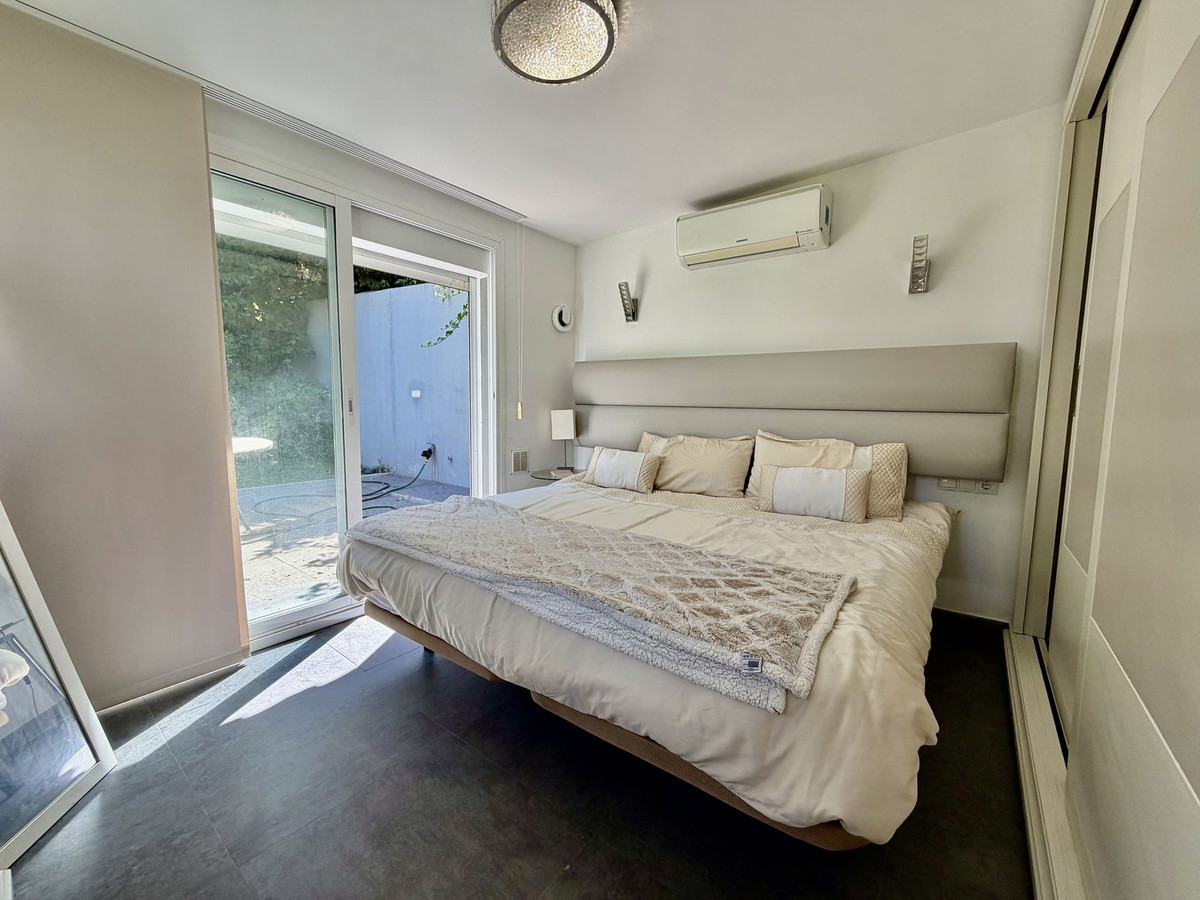 Huis te koop in Cabopino | 4 slaapkamers H5407798