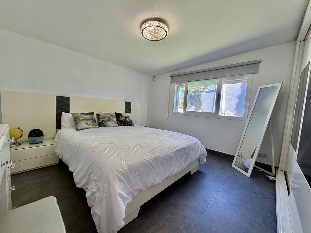 Huis te koop in Cabopino | 4 slaapkamers H5407798