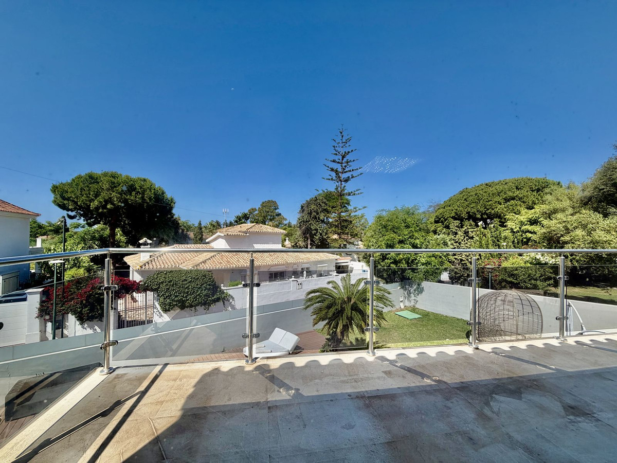 Huis te koop in Cabopino | 4 slaapkamers H5407798