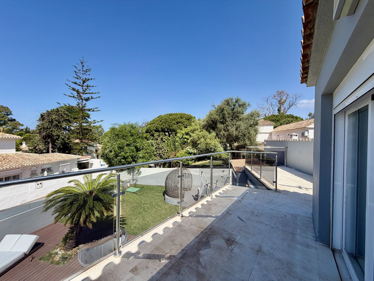 Huis te koop in Cabopino | 4 slaapkamers H5407798