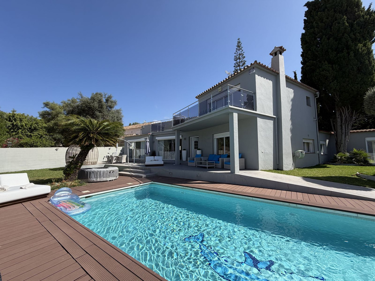 Huis te koop in Cabopino | 4 slaapkamers H5407798