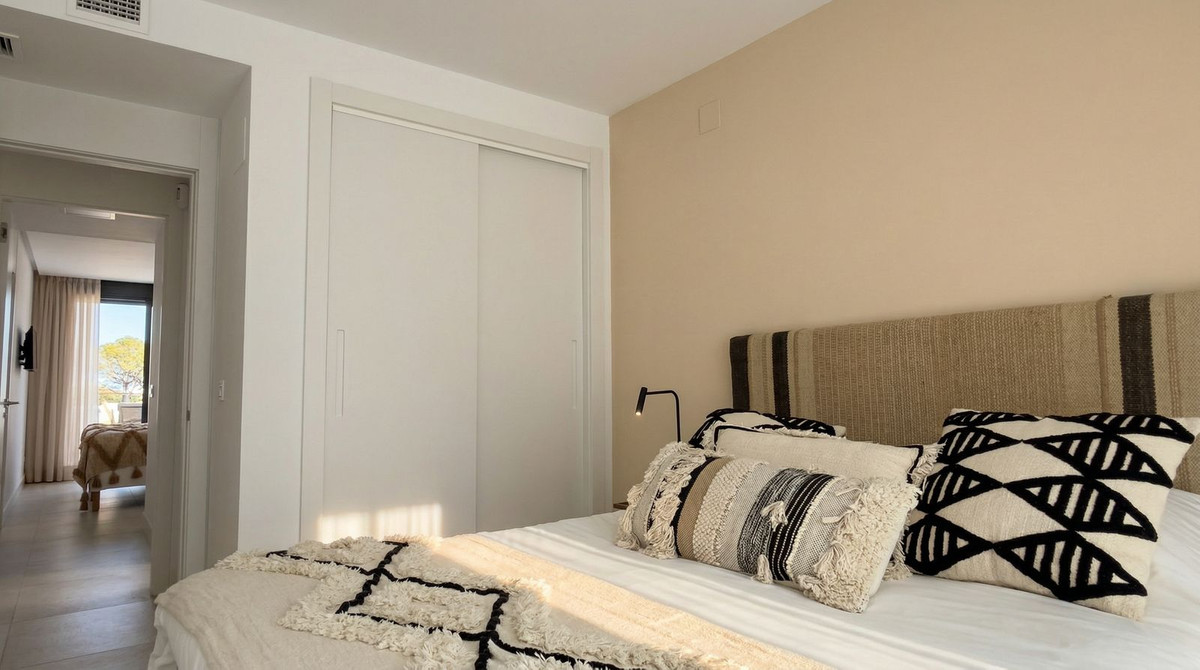 Appartement te koop in Cabopino | 3 slaapkamers H5410342