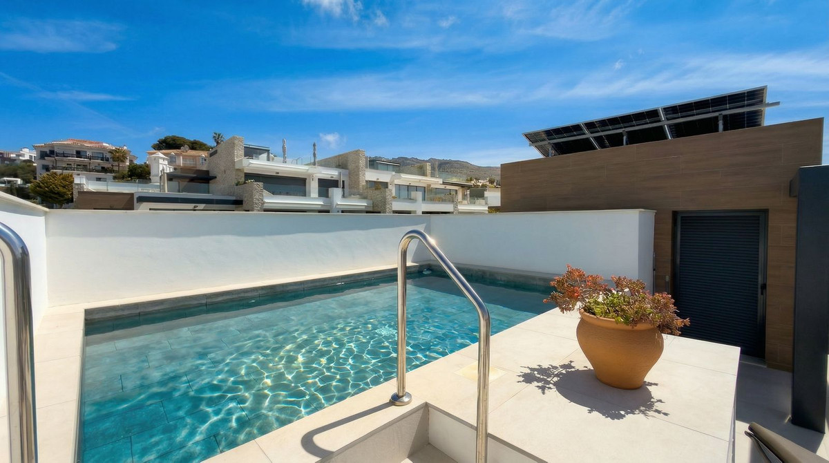 Appartement te koop in Cabopino | 3 slaapkamers H5410342
