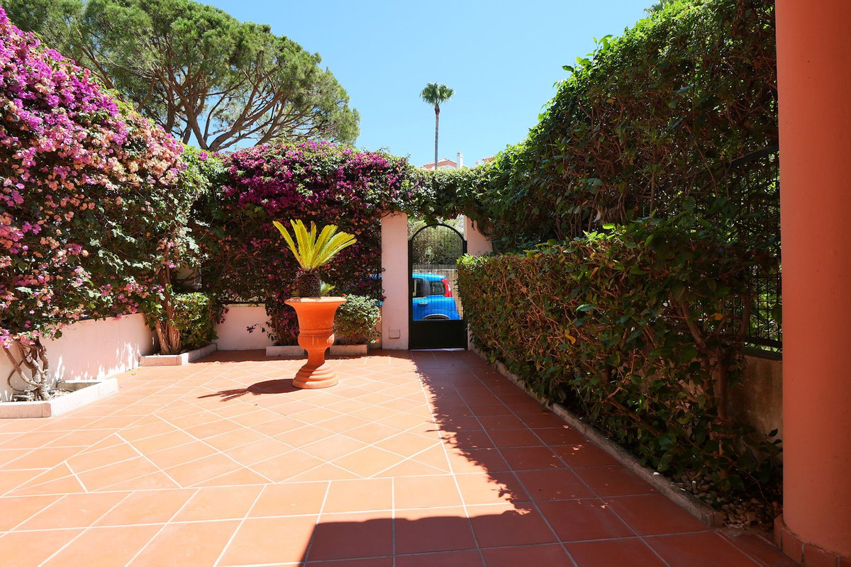 Huis te koop in Cabopino | 2 slaapkamers H5433316