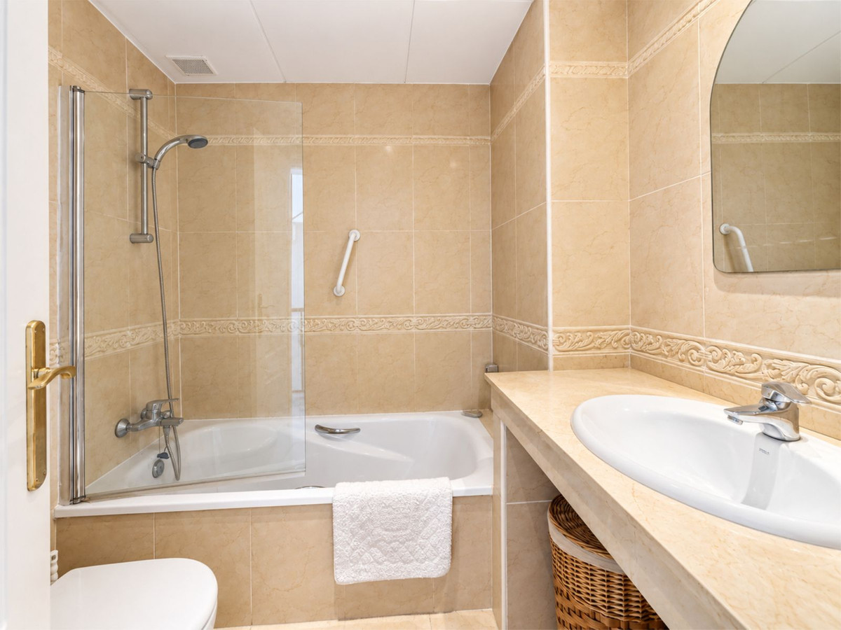 Huis te koop in Cabopino | 2 slaapkamers H5490052