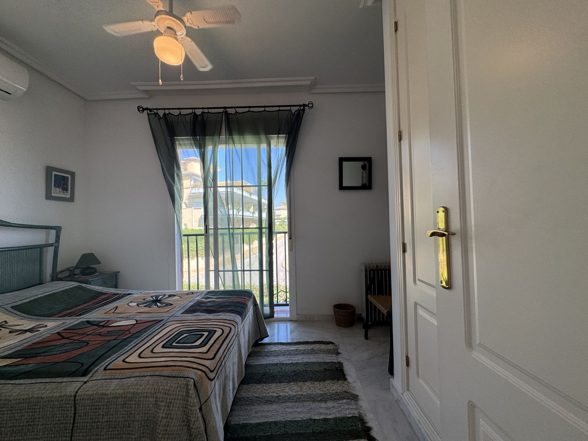 Huis te koop in Cabopino | 2 slaapkamers H5490052