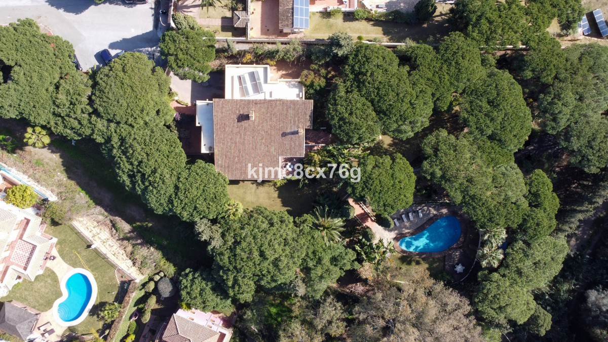 Huis te koop in Calahonda | 7 slaapkamers H3985696