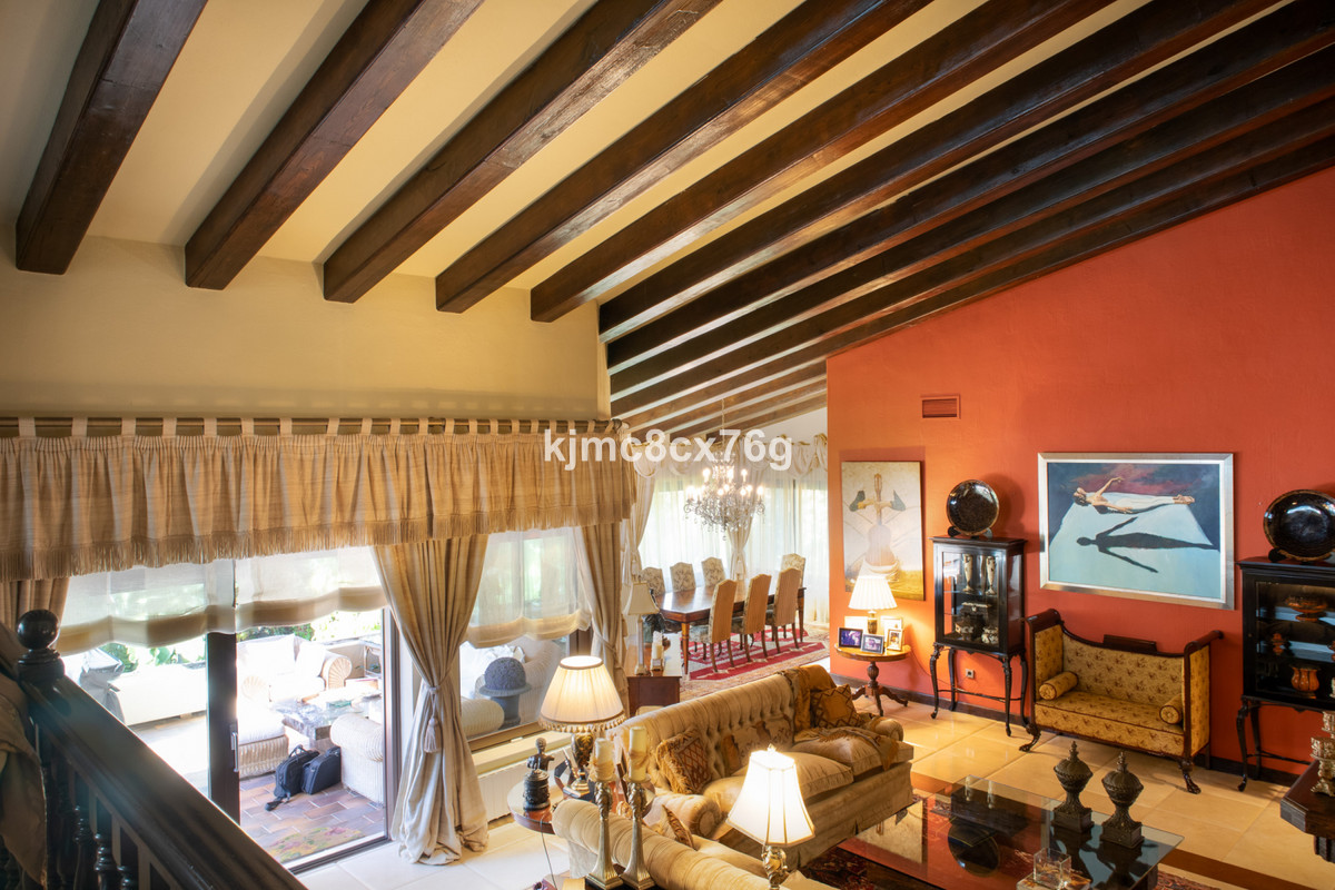 Huis te koop in Calahonda | 7 slaapkamers H3985696