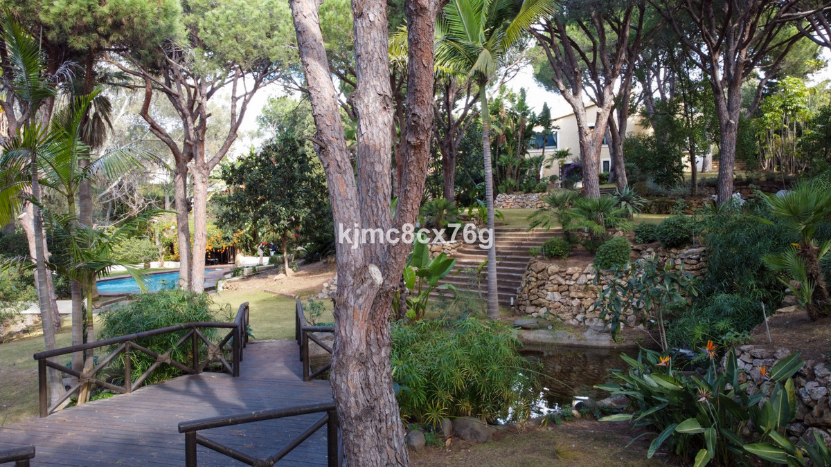 Huis te koop in Calahonda | 7 slaapkamers H3985696