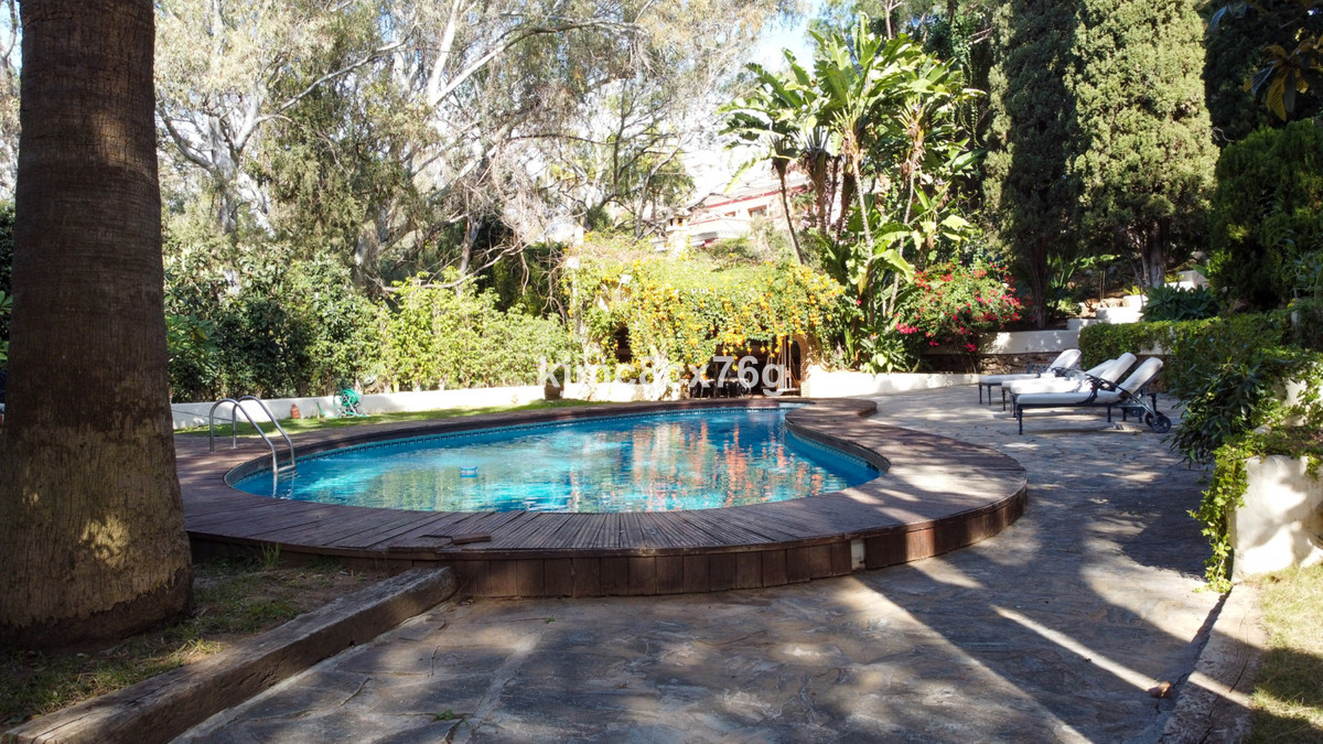 Huis te koop in Calahonda | 7 slaapkamers H3985696