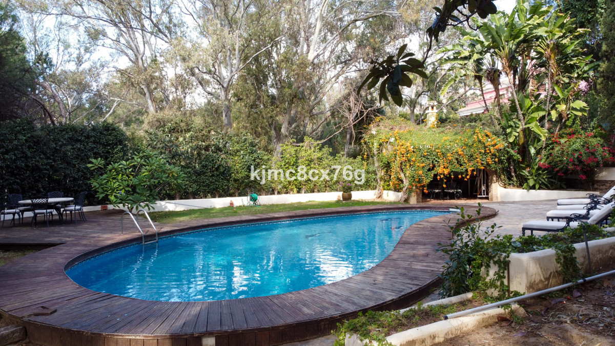 Huis te koop in Calahonda | 7 slaapkamers H3985696