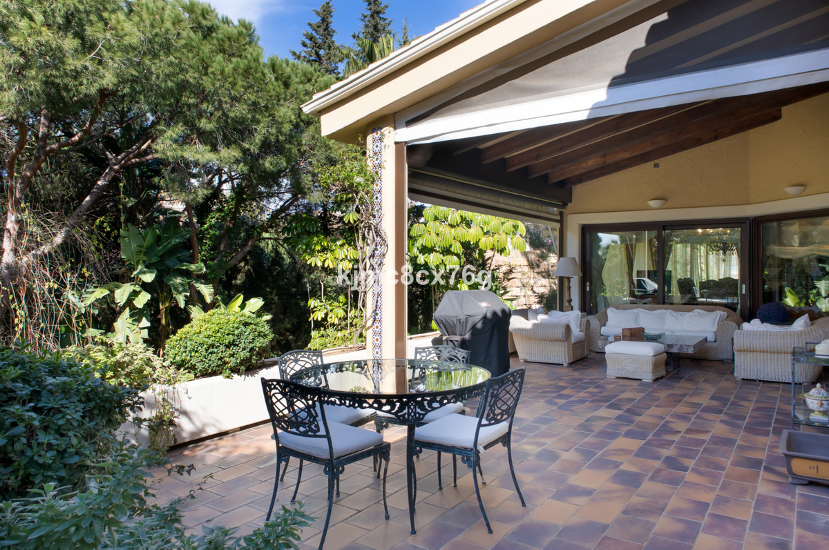 Huis te koop in Calahonda | 7 slaapkamers H3985696