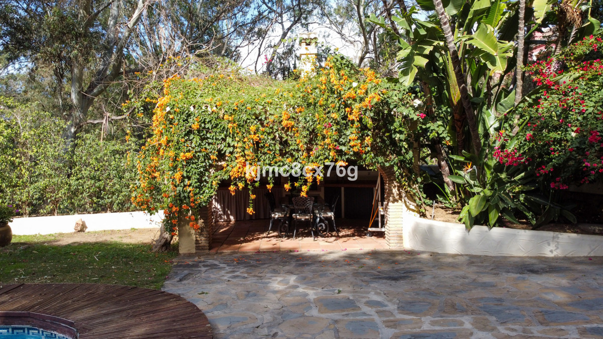 Huis te koop in Calahonda | 7 slaapkamers H3985696