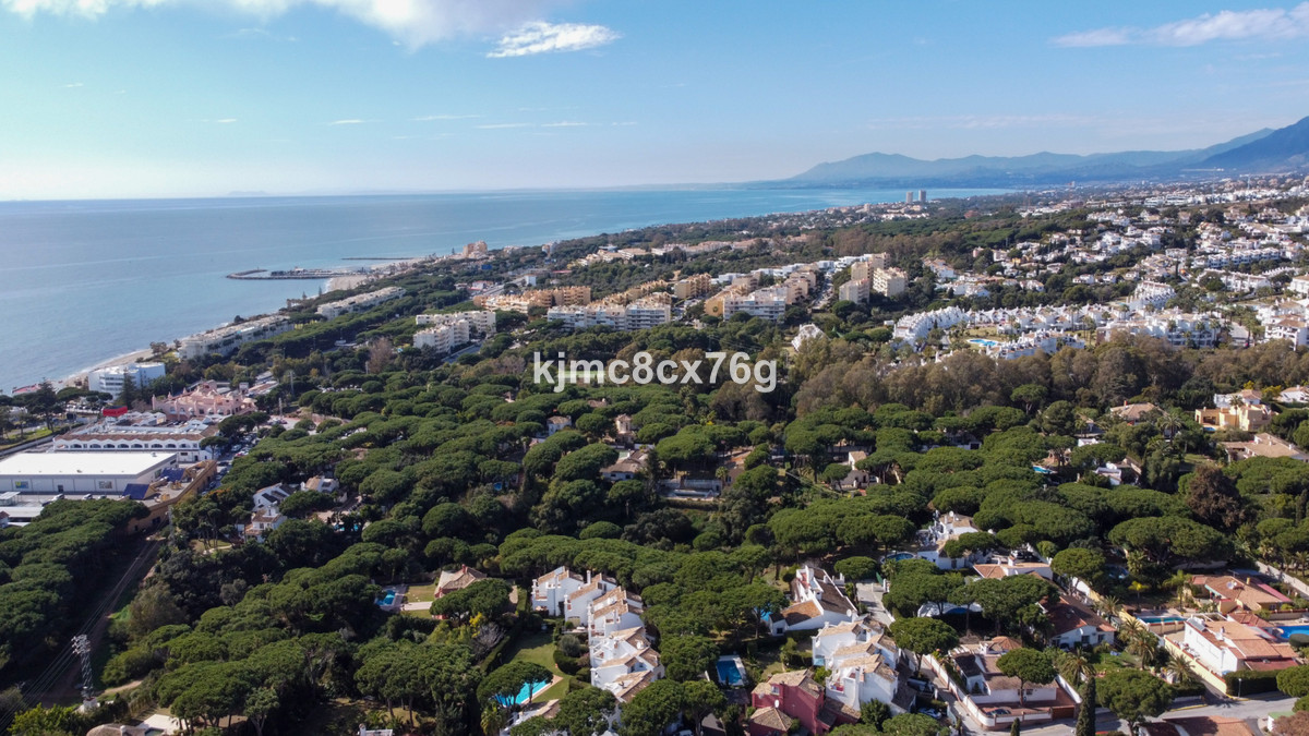 Huis te koop in Calahonda | 7 slaapkamers H3985696