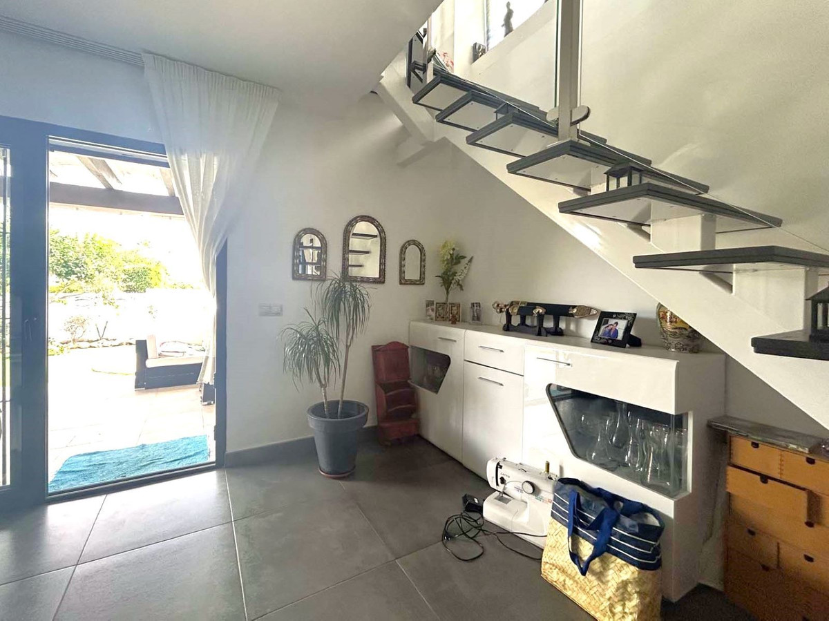 Huis te koop in Calahonda | 4 slaapkamers H4853023