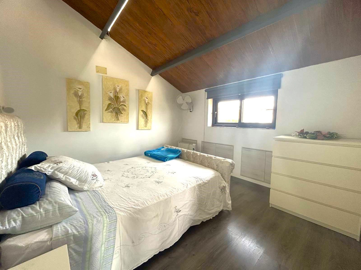 Huis te koop in Calahonda | 4 slaapkamers H4853023