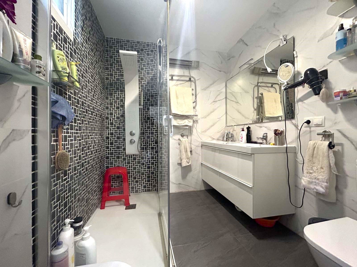 Huis te koop in Calahonda | 4 slaapkamers H4853023