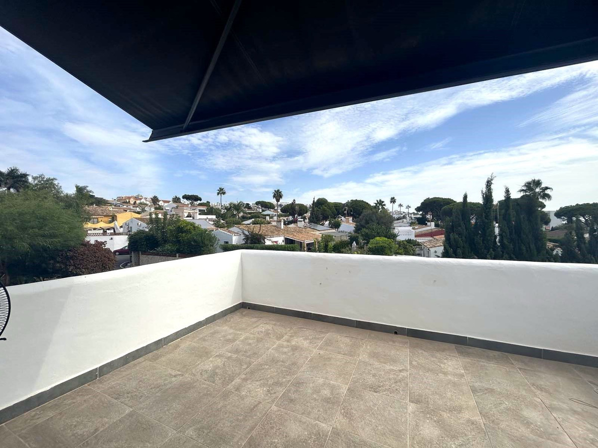 Huis te koop in Calahonda | 4 slaapkamers H4853023