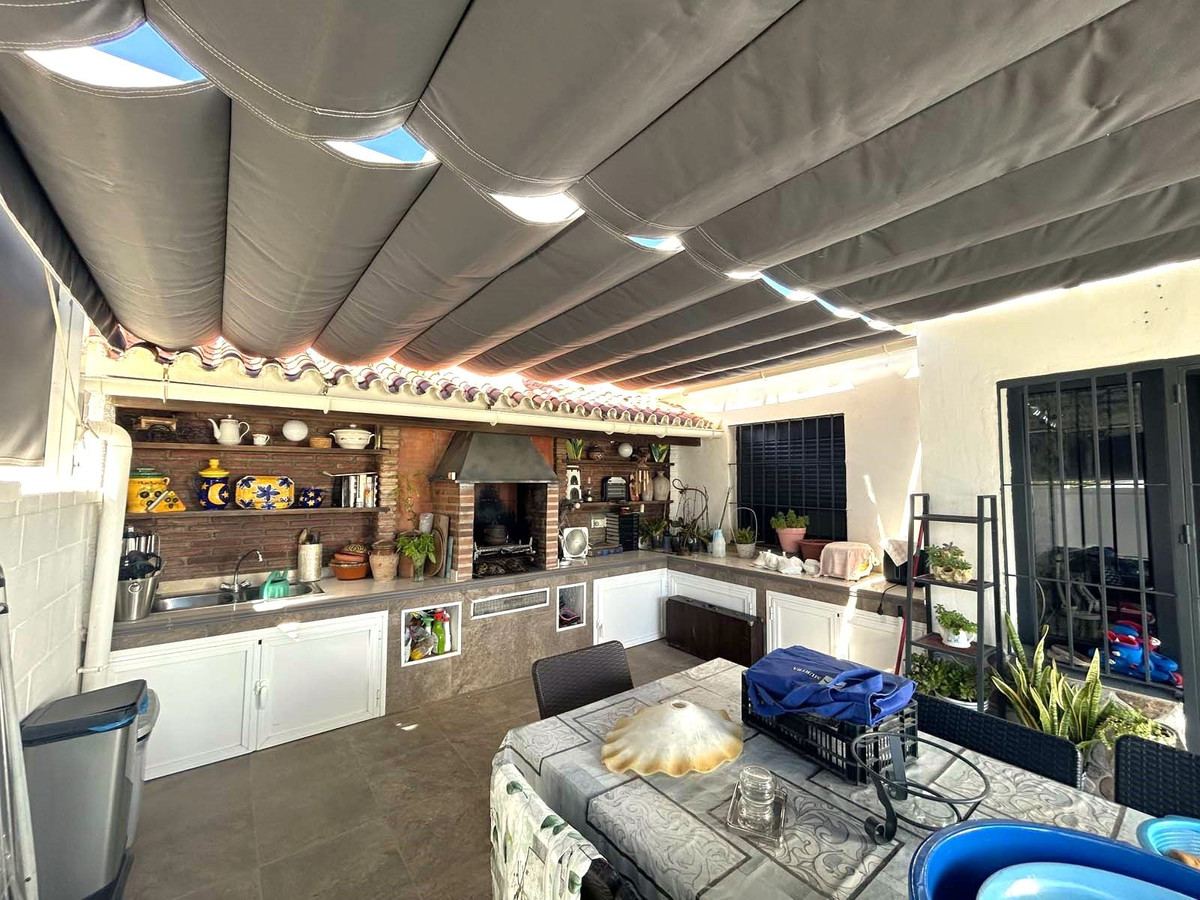 Huis te koop in Calahonda | 4 slaapkamers H4853023