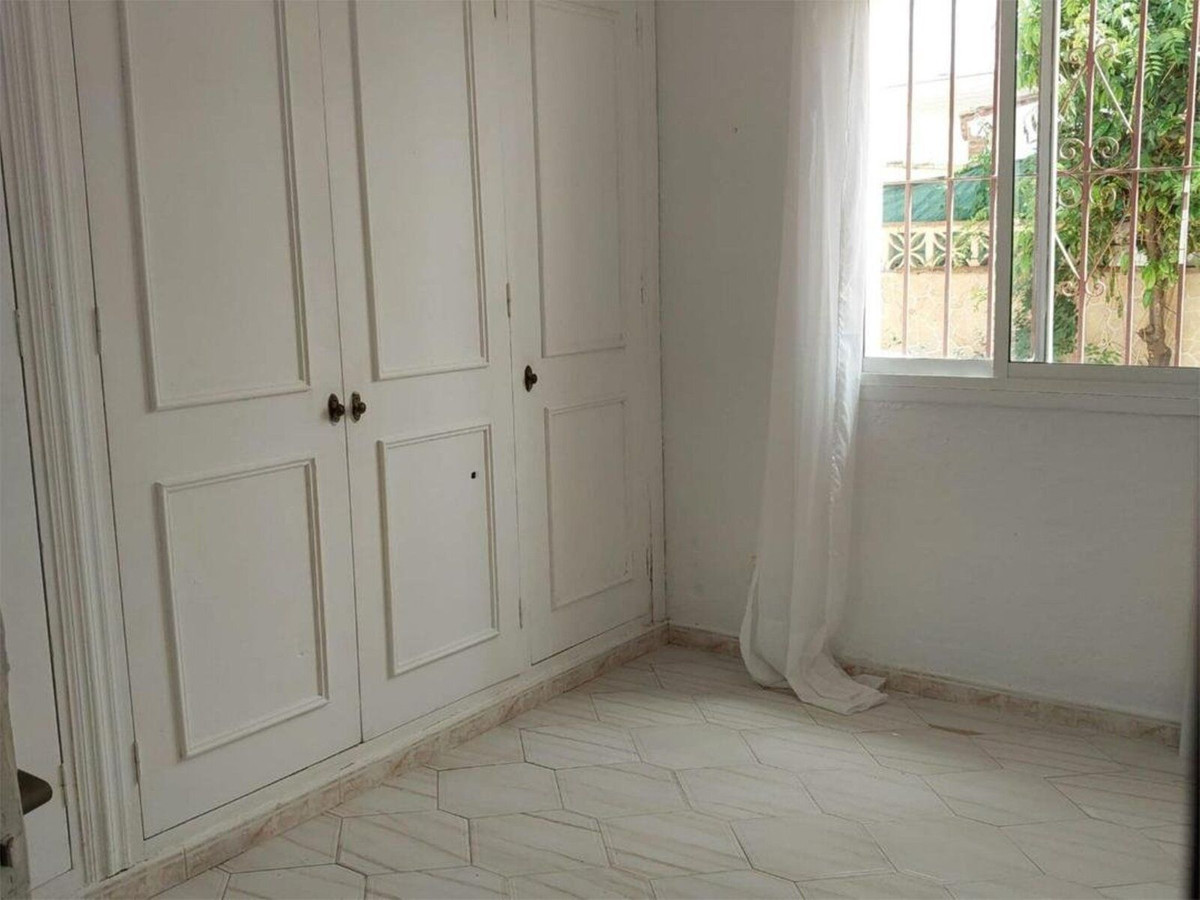 House for sale in Calahonda | 4 bedrooms H5025967