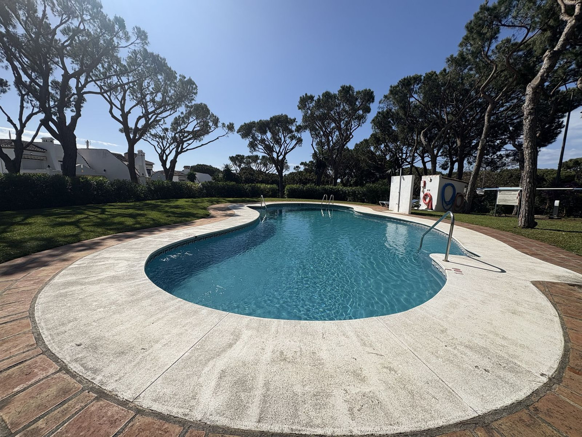 Semi-Vrijstaande Villa in Calahonda-16