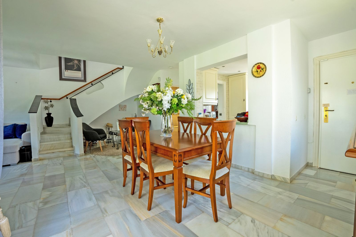 Semi-Vrijstaande Villa in Calahonda-3