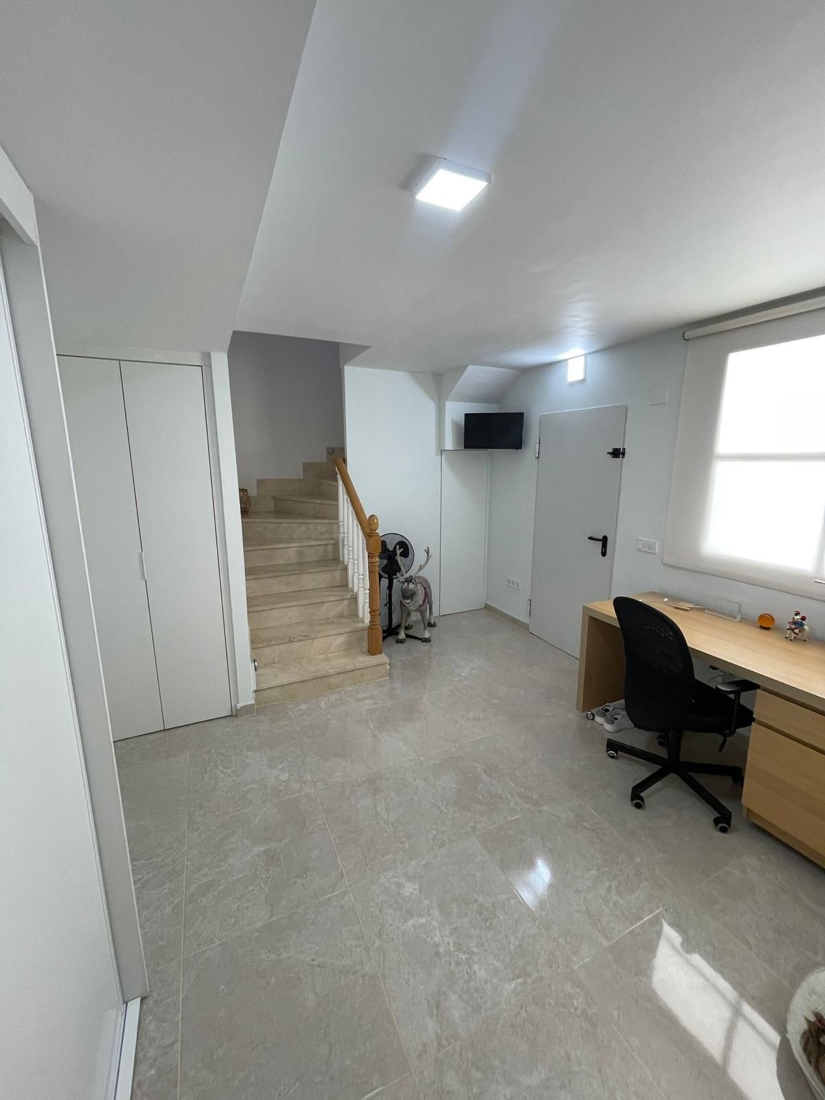 Geschakelde Woning in Calahonda-11