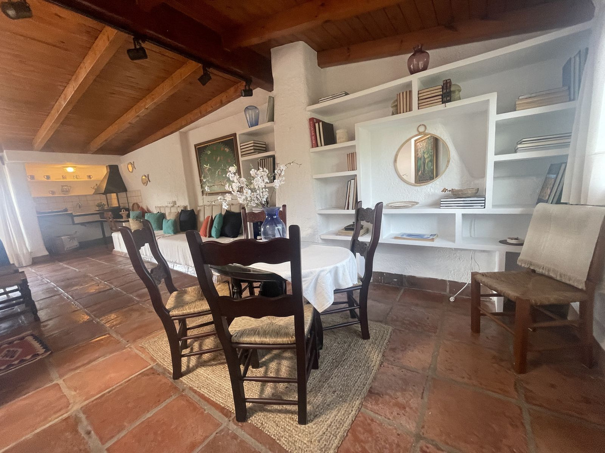 Geschakelde Woning in Calahonda-26