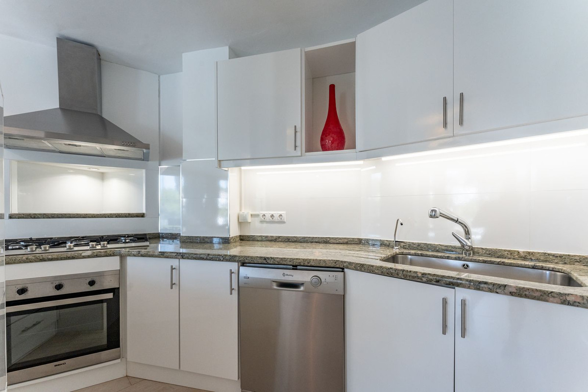Huis te koop in Calahonda | 4 slaapkamers H5052349