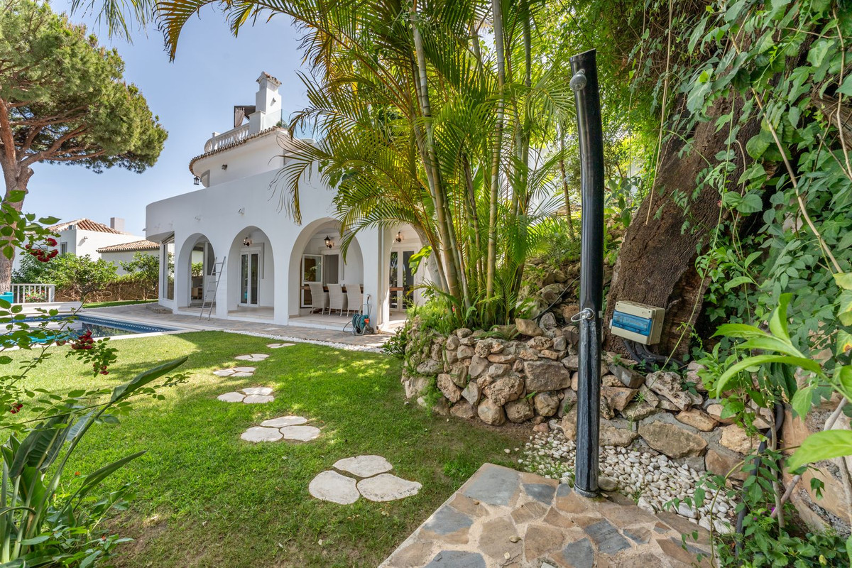 Huis te koop in Calahonda | 4 slaapkamers H5052349